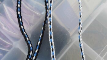 Permalink to: Fingerloop Braiding